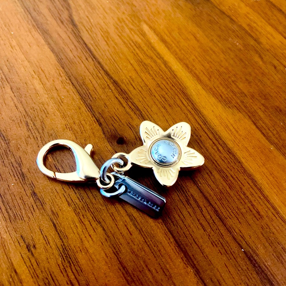 COACH SILVER & GOLD TONE FLOWER BAG CHARM AND/OR ZIPPER PULL KEY CHAIN